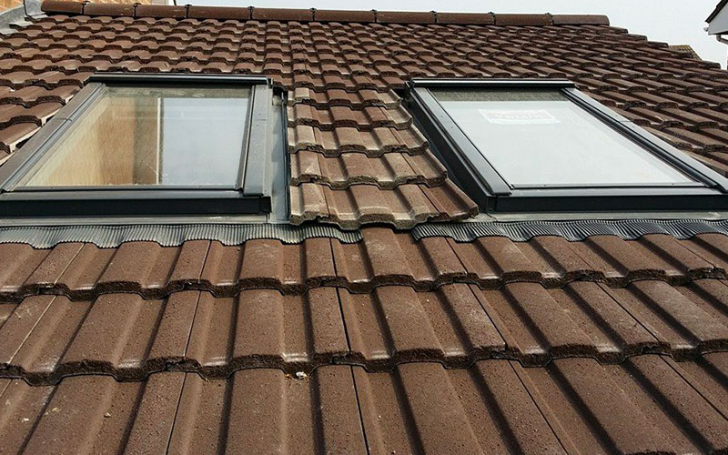 Pose de velux à Issy-les-Moulineaux (92130) dans les Hauts-de-Seine (92)