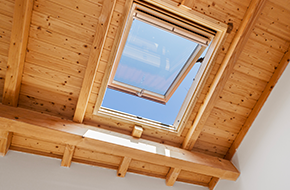 Pose de velux à Issy-les-Moulineaux (92130) dans les Hauts-de-Seine (92)